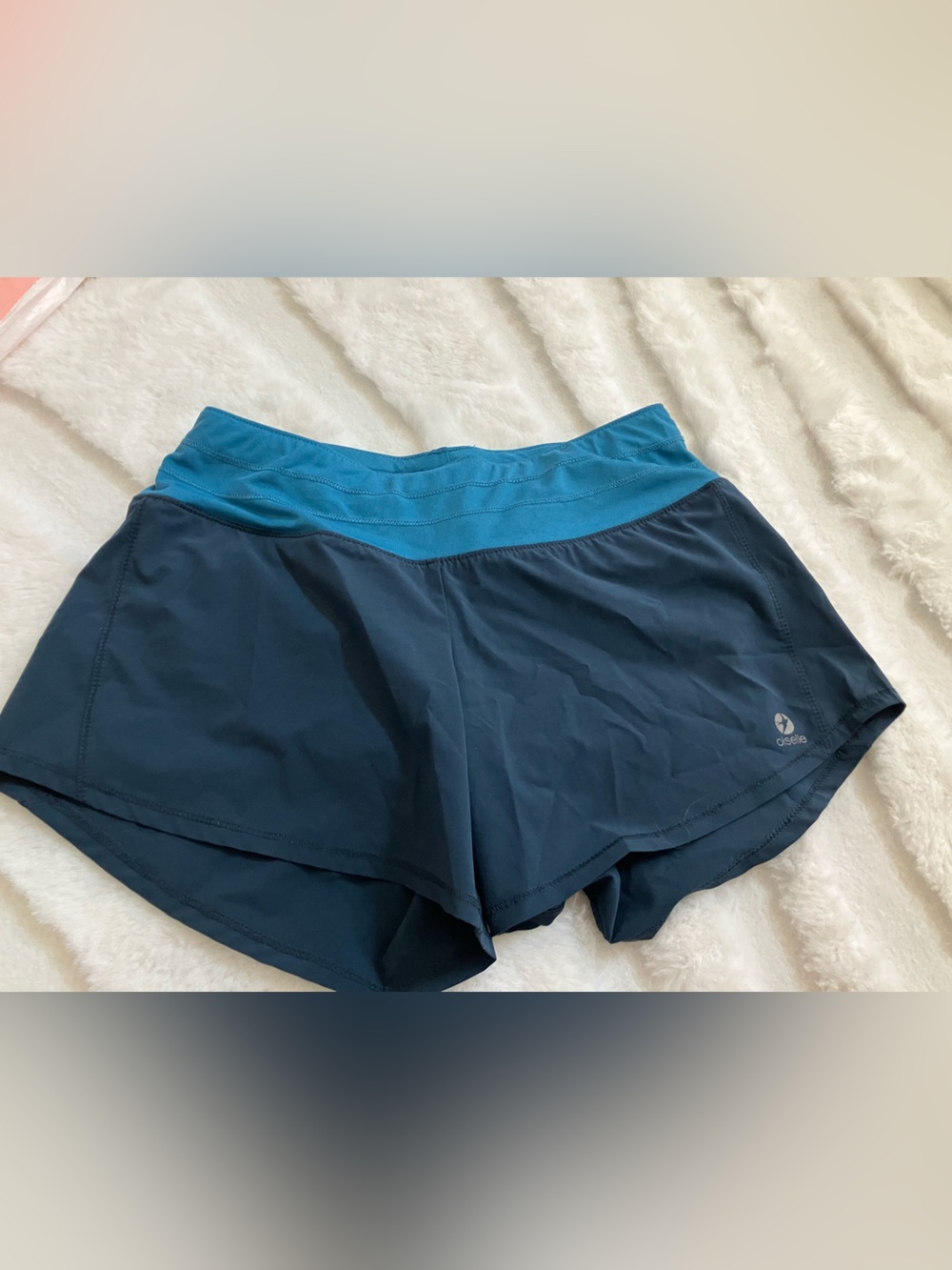 oiselle Navy and Teal Running shorts